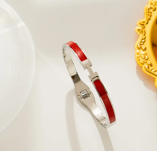 EJ Round Titanium Steel 18k Gold Plated Bangles