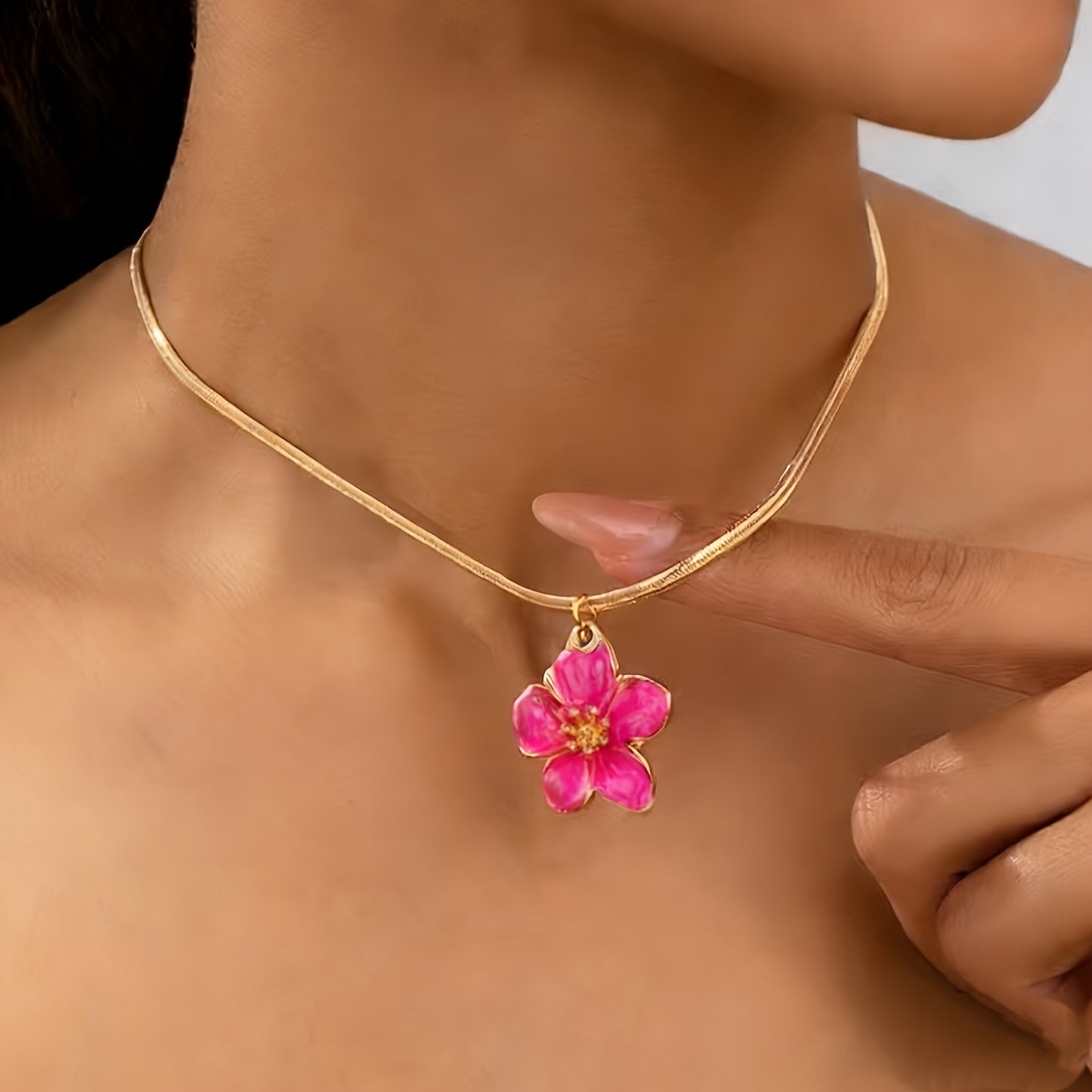 Elegant And Versatile Enamel Flower Pendant Necklace