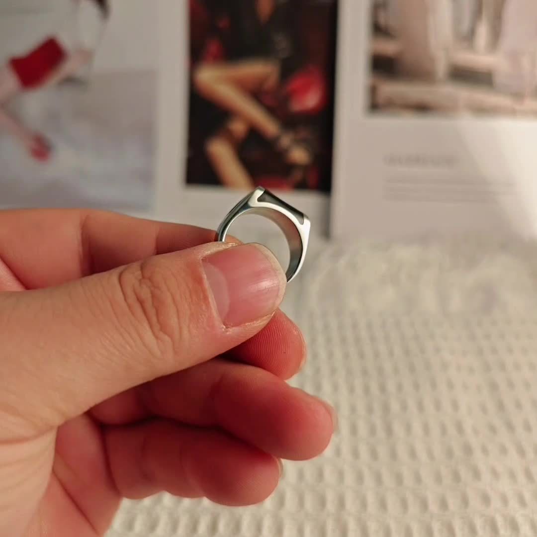 Ring - Exquisite, Simple, and Versatile