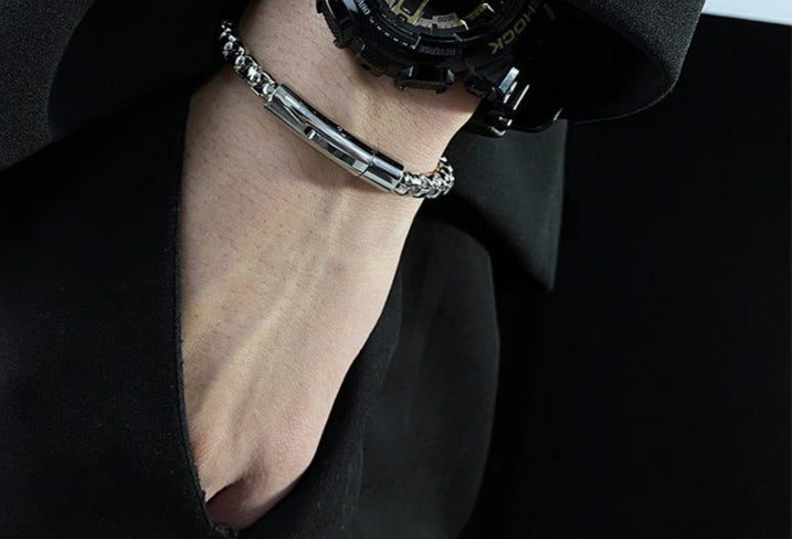 EJ Solid Color Titanium Steel Gold Inlaid Bracelet