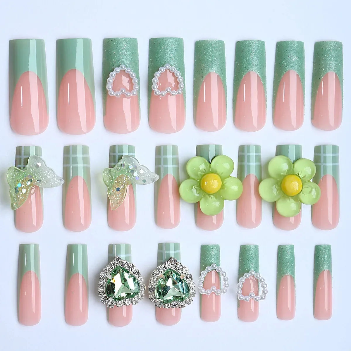 Sweet Long Strawberry Cute Bear False Nails Designs Fake Nails For Women Girls On Nail Art Embellishment Wearable Nails