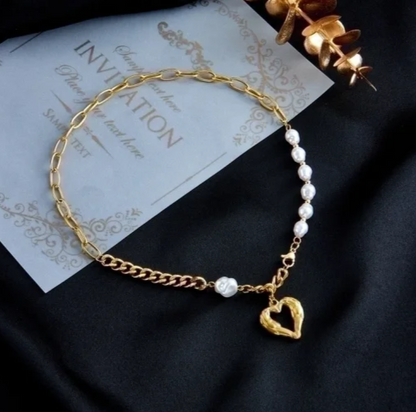 EJ Fashion Simple Hollow Heart-shaped Pearl Gold Necklace