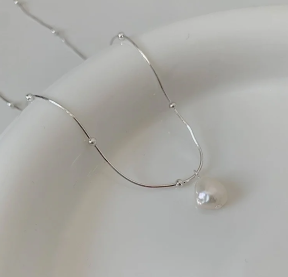 EJ Imitation Pearl Copper Silver Plated Casual Solid Color Necklace