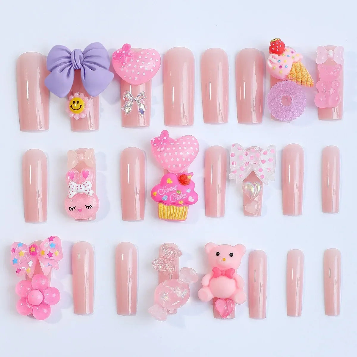 Sweet Long Strawberry Cute Bear False Nails Designs Fake Nails For Women Girls On Nail Art Embellishment Wearable Nails