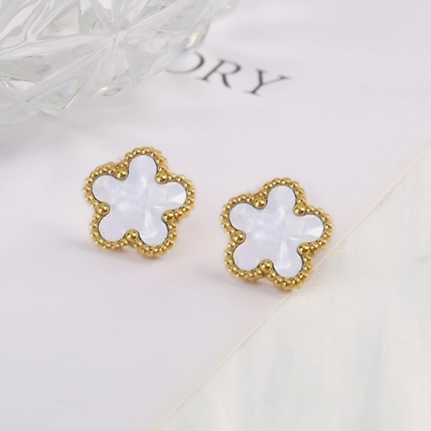 EJ High-Quality Stainless Steel Five-Leaf Flower Clover Studs Earrings