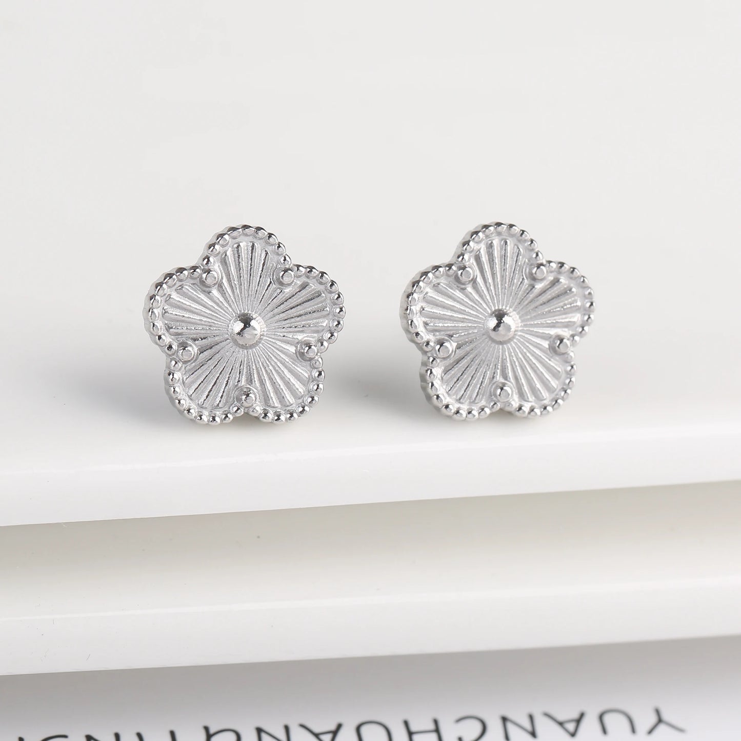 EJ High-Quality Stainless Steel Five-Leaf Flower Clover Studs Earrings