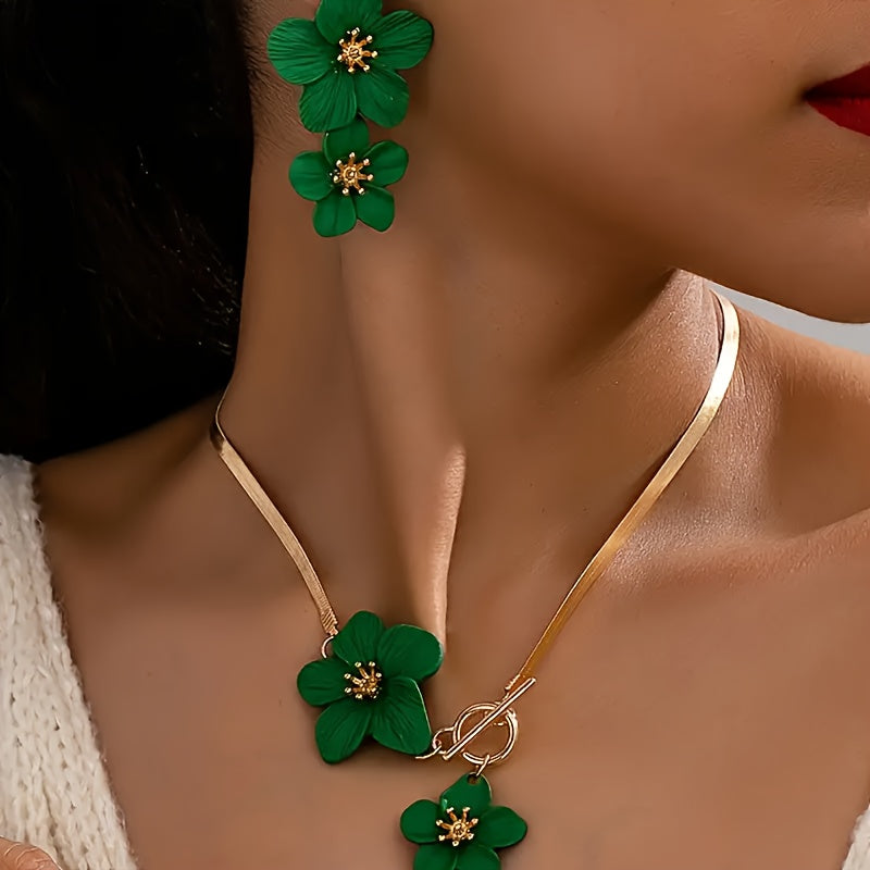 Fashionable and Elegant Flower Pendant Necklace and Earrings Set