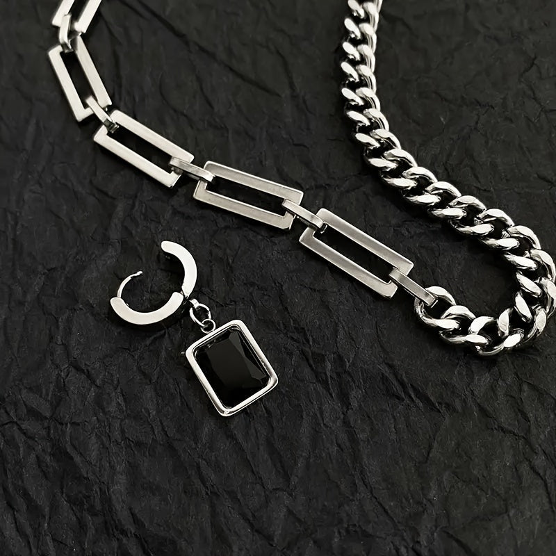 Minimalist Necklace Featuring a Black Square Cuban Chain