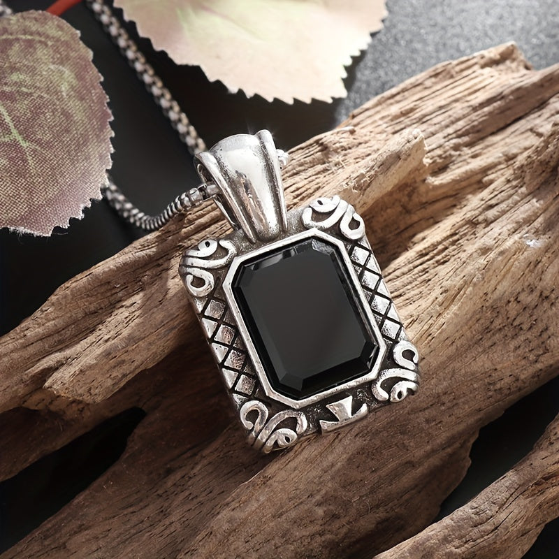 Black Stone Retro Square Pendant Necklace