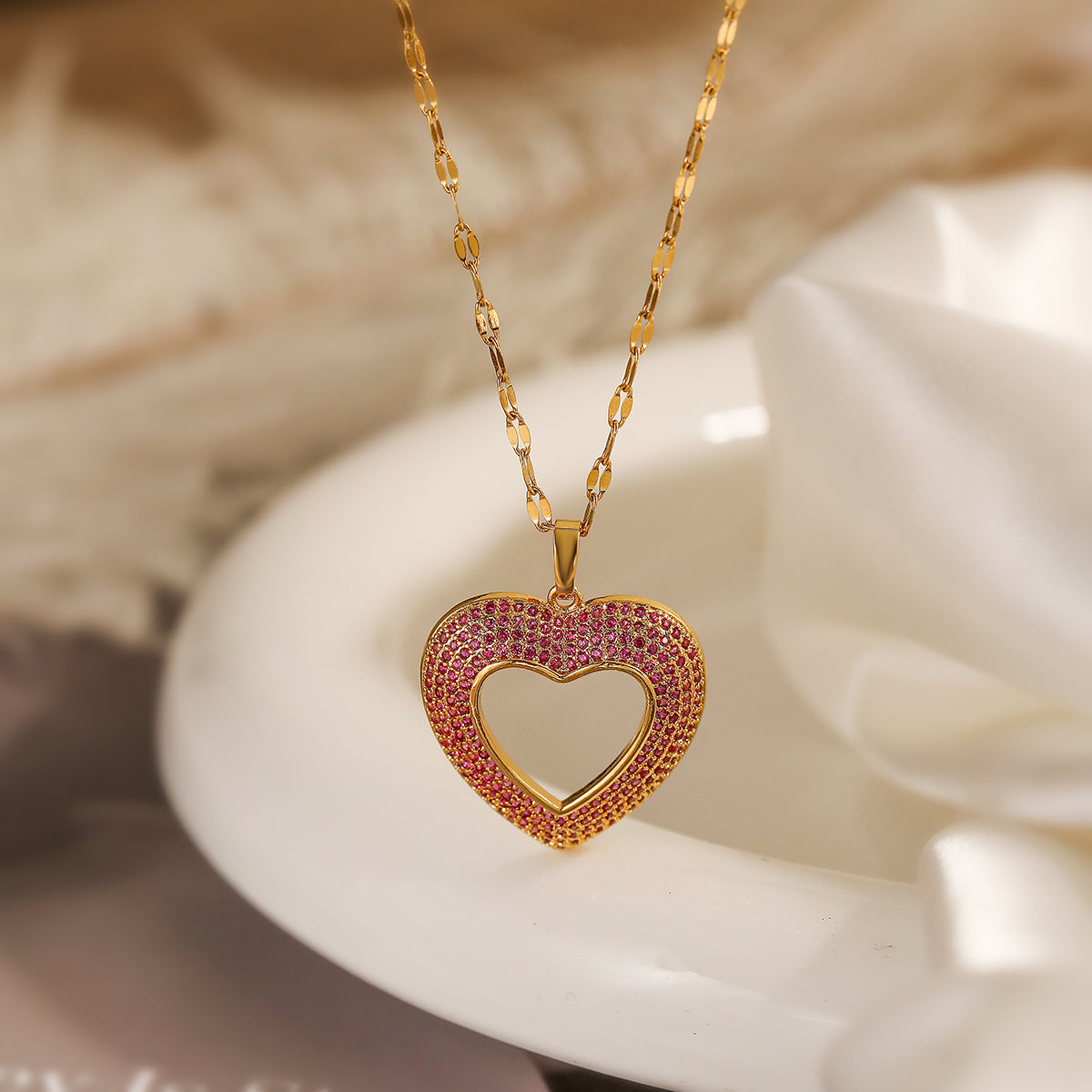 lady classic style heart shape stainless steel copper plating inlay zircon 18k gold plated pendant necklace